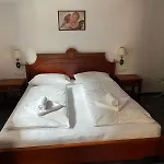 酒店 Tieflehner Hof Pitztalhaus 皮茨河谷圣莱昂哈德