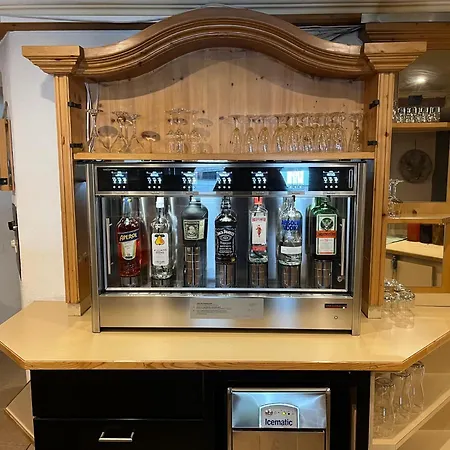 Отель Tieflehner Hof Pitztalhaus 3*