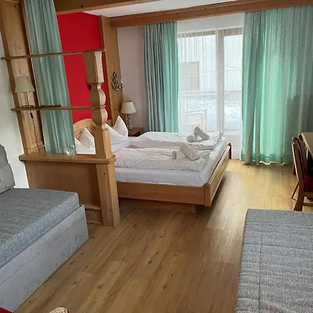 Tieflehner Hof Pitztalhaus 3* Санкт-Леонхард-им-Пицталь