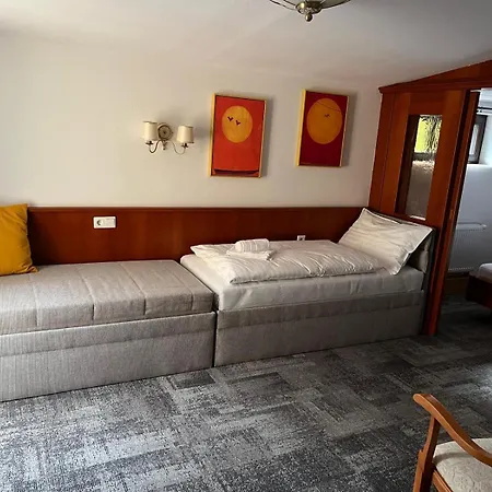 Tieflehner Hof Pitztalhaus 3* Санкт-Леонхард-им-Пицталь