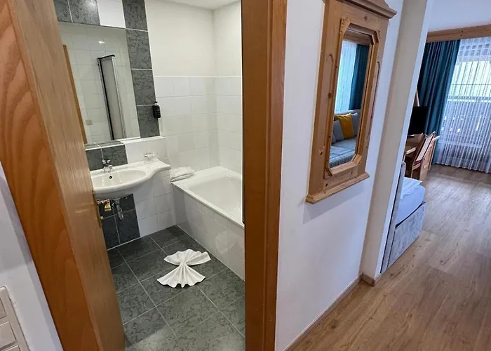 Hotel Tieflehner Hof Pitztalhaus